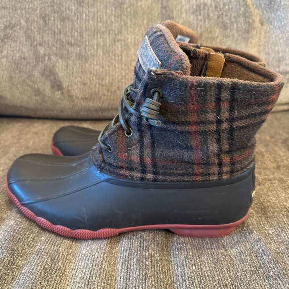 Sperry Women's Winter Plaid Duck Rain Insulated Outdoor Boot Size 9M - Picture 2 of 10